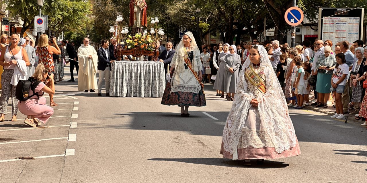 Benicàssim honra al seu patró Sant Tomàs