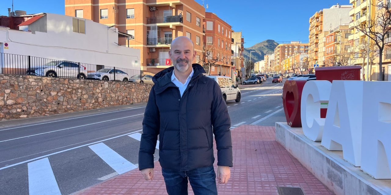 L’Ajuntament de la Vall d’Uixó repinta la carretera Segorbe i en prepara la remodelació